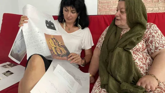 Sadrazam torunu olduğunu öğrendi, vakıflar için dava açtı