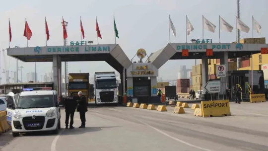 Safiport limanında patlama