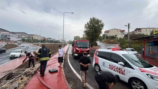 Sağanak bastırdı, Derince sular altında kaldı
