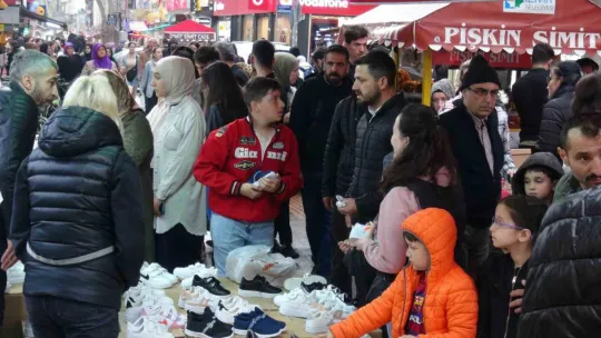 Sağanak yağış bile onları durduramadı