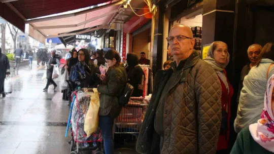 Sağanak yağış bile onları durduramadı