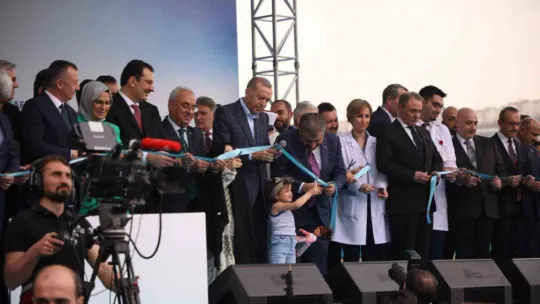 Bakan Koca: Türkiye tıpta birer icra merkezi olacak
