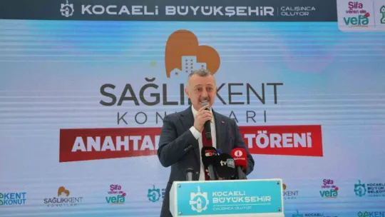 Sağlık çalışanları konutlarına kavuştu