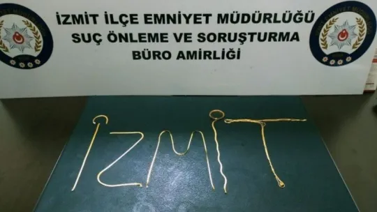 Sahte altın kolyeleri kuyumcuya satmaya çalışırken yakayı ele verdi