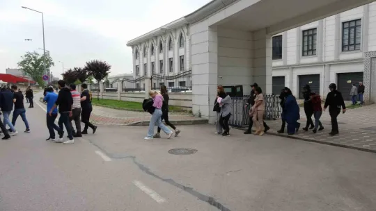 Kocaeli'de sahte ilanlarla 52 milyonluk vurgun yaptılar