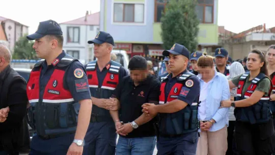 Araç dolandırıcılığı operasyonunda 6 tutuklama