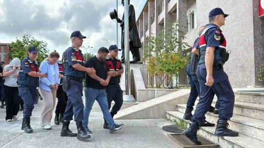 Araç dolandırıcılığı operasyonunda 6 tutuklama