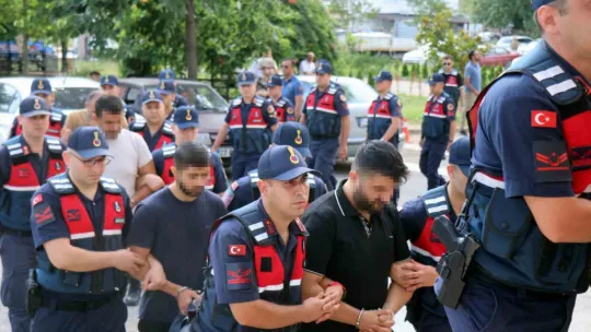Araç dolandırıcılığı operasyonunda 6 tutuklama