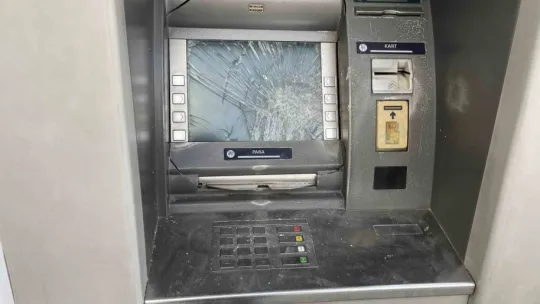 Banka ATM'lerine saldırdılar