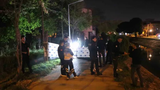 Sakarya'da derede erkek cesedi bulundu