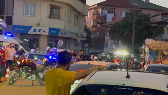 Sakarya'da polisle çatıştı, bacağından vuruldu