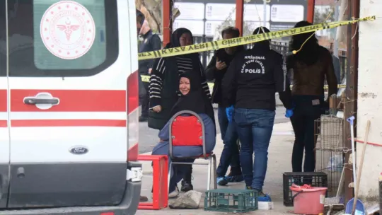 Hareketli dakikalar: 1 cinayet işlendi, 2 iş yeri kurşunlandı