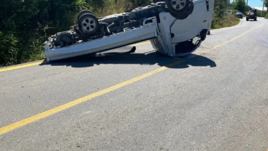 Sakarya'da kamyonet takla attı: 1 yaralı