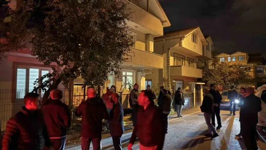 Sakaryalı şehidin baba ocağına Türk bayrağı asıldı