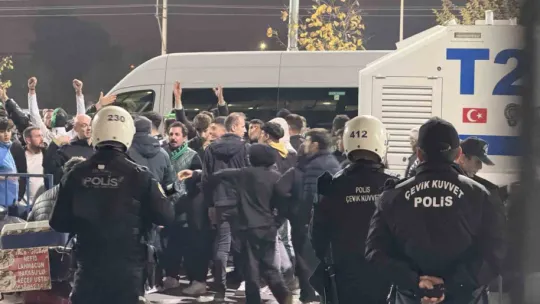 Ertuğrul Sağlam: Oyuncularım ayaklarına sağlık