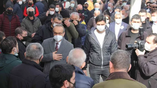 Gazeteci Güngör Arslan son yolculuğuna uğurlandı