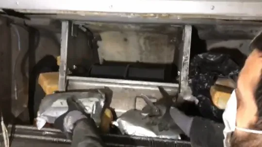 Saman yüklü tırda 99 kilo eroinin sevkiyatını yapan sanıkların cezası belli oldu