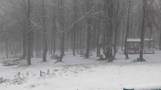 Samanlı Dağları'nın zirvesinde kar yağışı devam ediyor