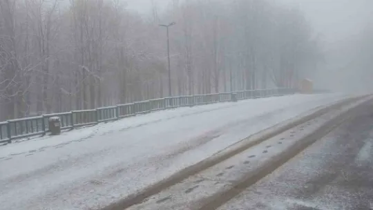 Samanlı Dağları'nın zirvesinde kar yağışı devam ediyor