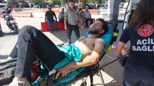 Cami çıkışı silahlı çatışma: ölü ve yaralılar var