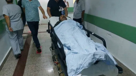 Cami çıkışı silahlı çatışma: ölü ve yaralılar var