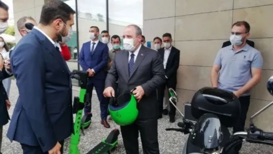 Sanayi ve Teknoloji Bakanı Varank, yerli elektrikli scooteri test etti!