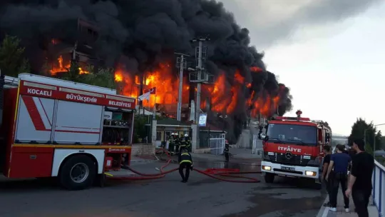 Kocaeli'de yangınlara rekor sürede müdahale