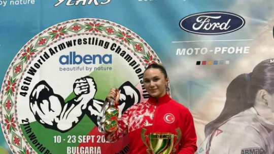 Melek Şahin dünya şampiyonu oldu