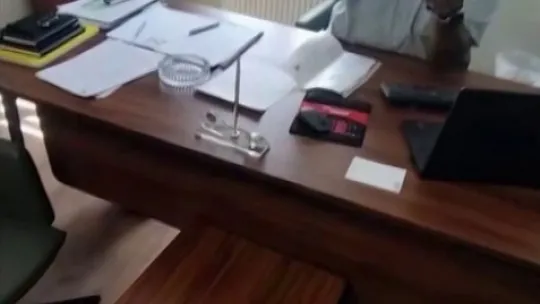 Şefinin üzerine kaynar su döken kadın hakkında yeni gelişme