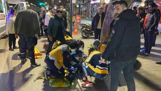 İzmit'teki motosiklet kazasında 2 kişi ağır yaralandı