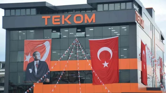 Savunma Sanayii Başkanı Demir: 'Savunma sanayii siyasete alet edilmesin'