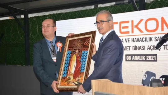 Savunma Sanayii Başkanı Demir: 'Savunma sanayii siyasete alet edilmesin'