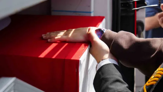 Şehidin eşi: Ben söz verdim ağlamayacağım