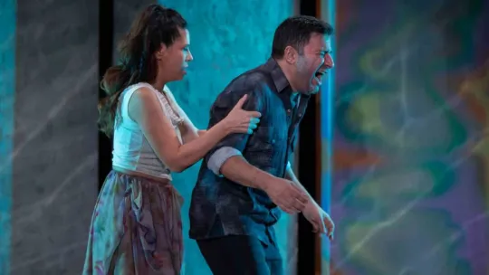 Şehir Tiyatroları Unutmak oyunuyla göz doldurdu