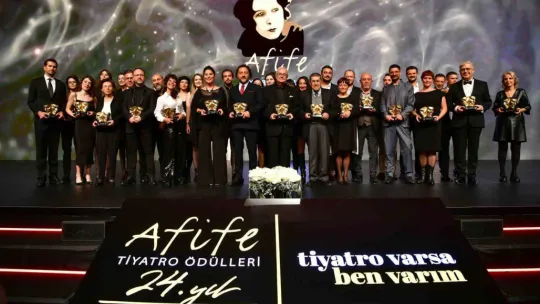 Şehir Tiyatrosu 27 yaşında