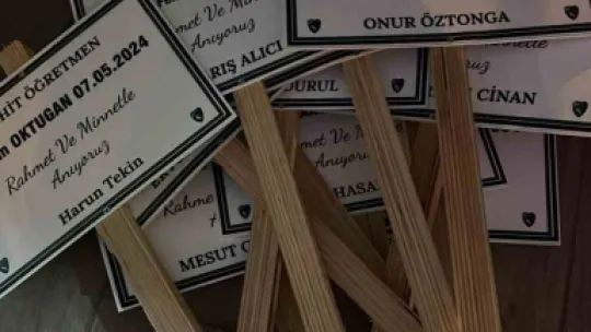 Şehit öğretmenler için stadyum çevresine ağaç diktiler