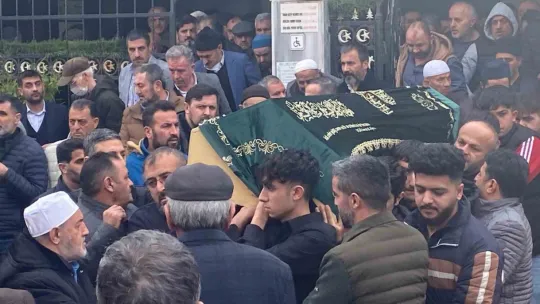 Şehitleri anmak için gittikleri şehirde ölen 2 kişi Kocaeli'de toprağa verildi