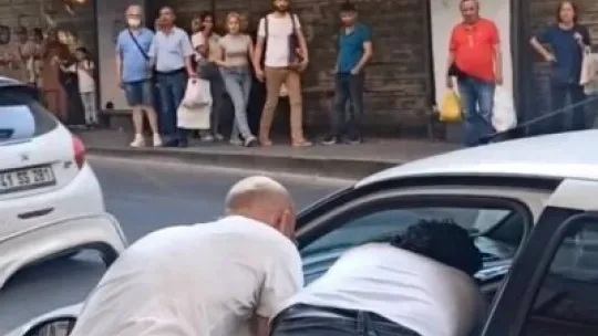 Şehrin göbeğinde falçatalı dehşet