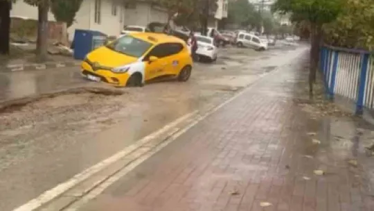 İstanbul'a D-100'den ulaşım kesildi