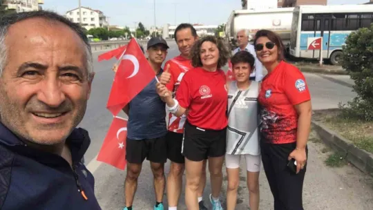 Selanik'ten alınan toprak Anıtkabir'e götürülüyor