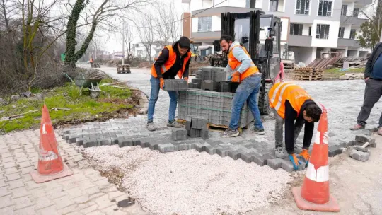 İzmit'in o mahallesindeki yollar yenilenmeye başlandı
