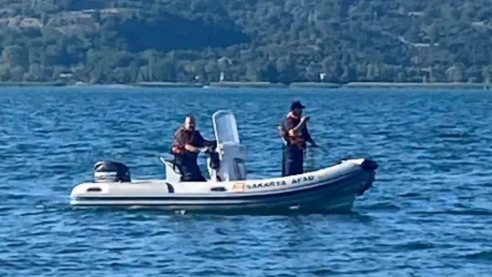 Serinlemek için göle giren çocuk 14 yaşındaki boğuldu