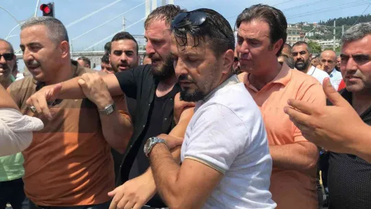 Servis esnafından büyük tepki: Büyükşehir'e yürüdüler