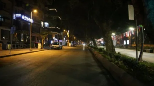 Sessizliğe bürünen Kocaeli havadan görüntülendi