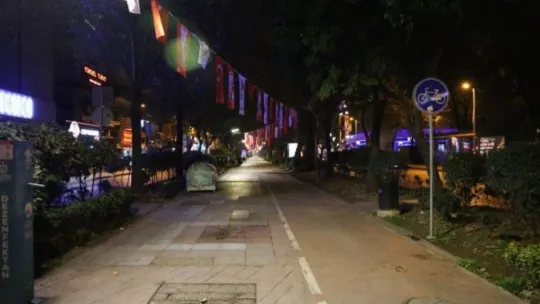 Sessizliğe bürünen Kocaeli havadan görüntülendi