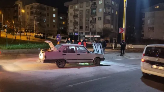 Seyir halindeki araçta yangın çıktı