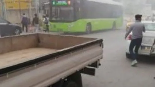 Seyir halindeki belediye otobüsünde korkutan yangın!