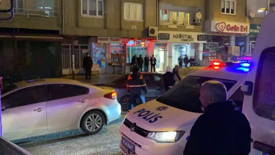 Seyir halindeki otomobilde yangın çıktı