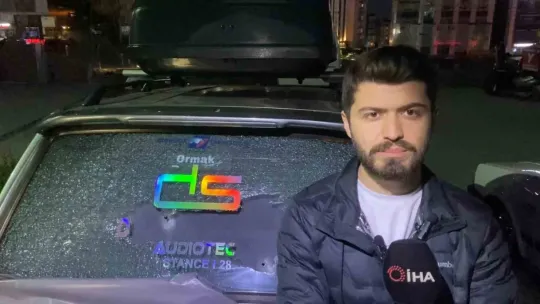 Seyir halindeki otomobile mermi isabet etti