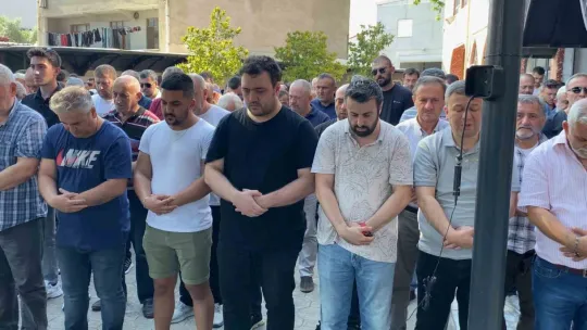 Atakent Cihan Hastanesi'nde fenalaşmıştı, son yolculuğuna uğurlandı
